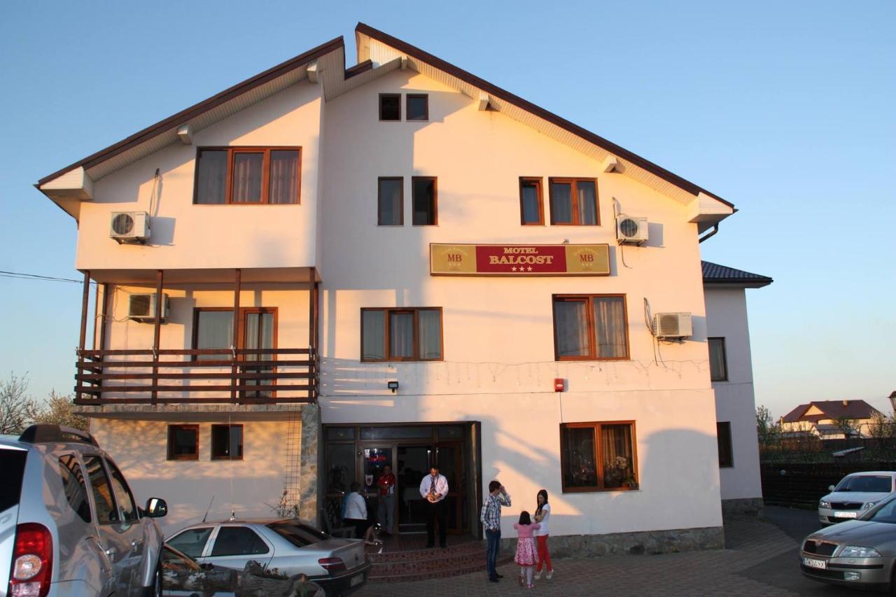 Motel Balcost Piatra Neamt Ngoại thất bức ảnh