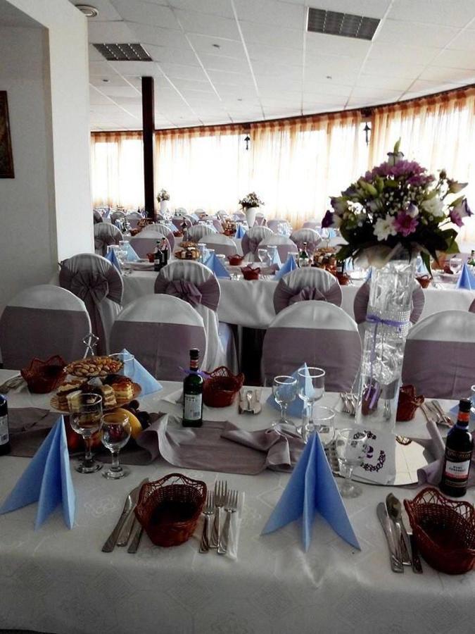Motel Balcost Piatra Neamt Ngoại thất bức ảnh